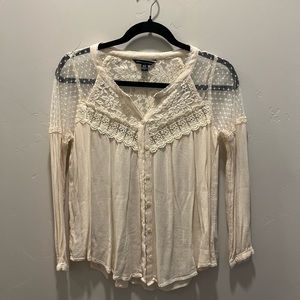 AE LACE CREAM BLOUSE